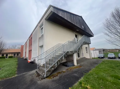 Nettoyage de façade maison de retraite à Surgères, Tonnay-Charente, FCR APPLICATION